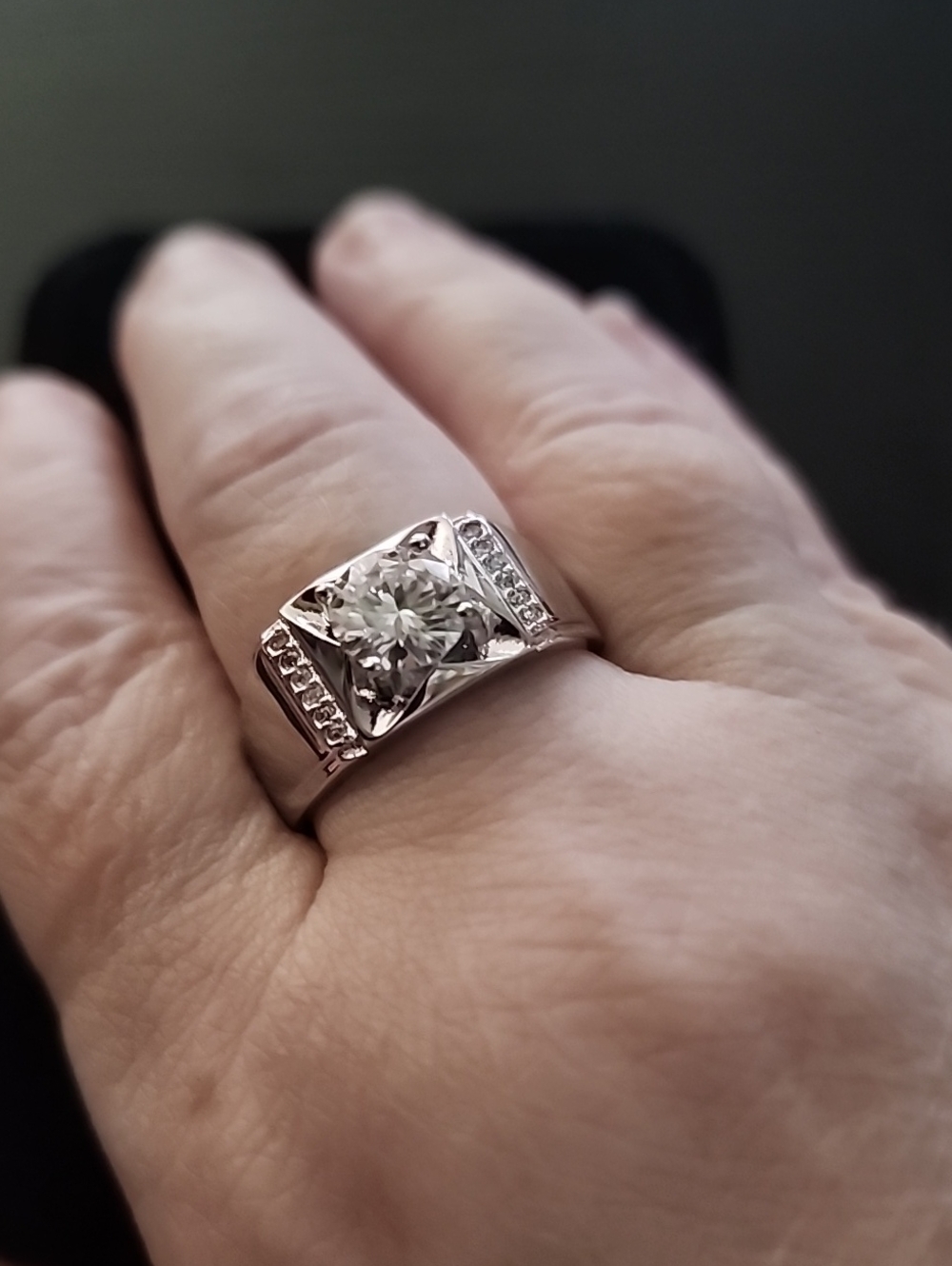 Men's Rhodium-plated 2 Carat Moissanite Solitaire Ring - Size 12